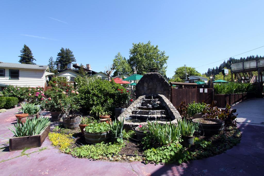 The Woods Hotel - Gay Lgbtq Cabins Guerneville Zewnętrze zdjęcie