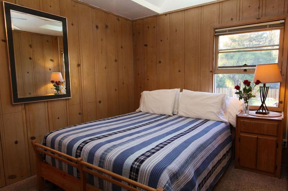The Woods Hotel - Gay Lgbtq Cabins Guerneville Zewnętrze zdjęcie