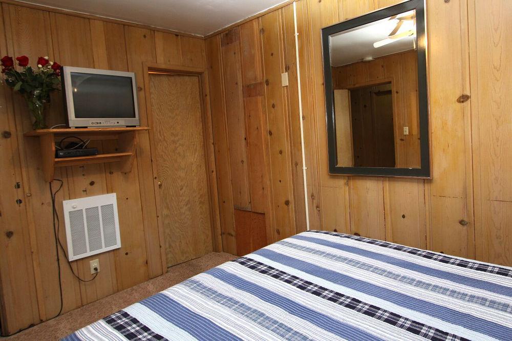 The Woods Hotel - Gay Lgbtq Cabins Guerneville Zewnętrze zdjęcie