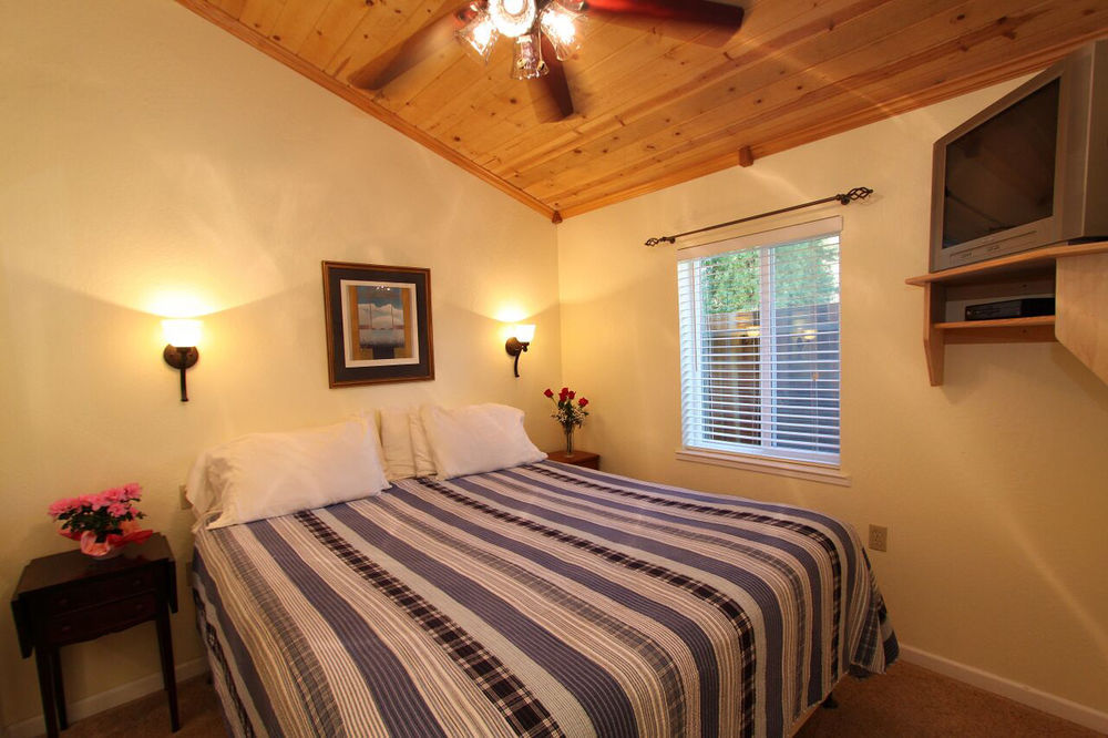 The Woods Hotel - Gay Lgbtq Cabins Guerneville Zewnętrze zdjęcie